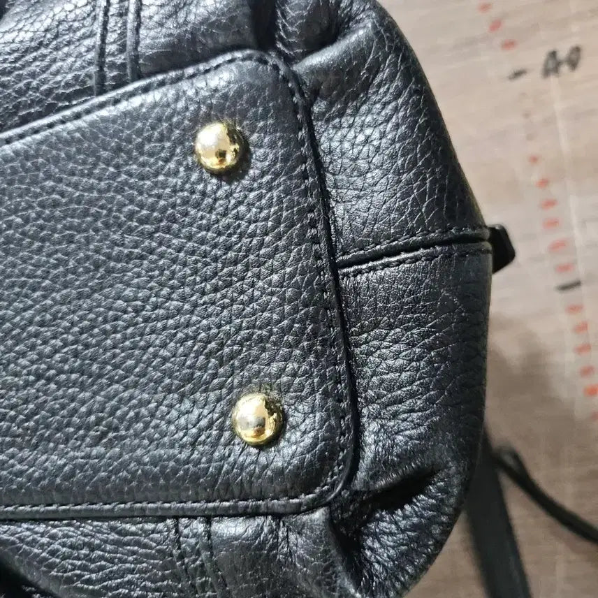[BUNJANG] Daks DD Logo Leather Shoulder Bag / 닥스 블랙 DD로고 가죽 숄더백