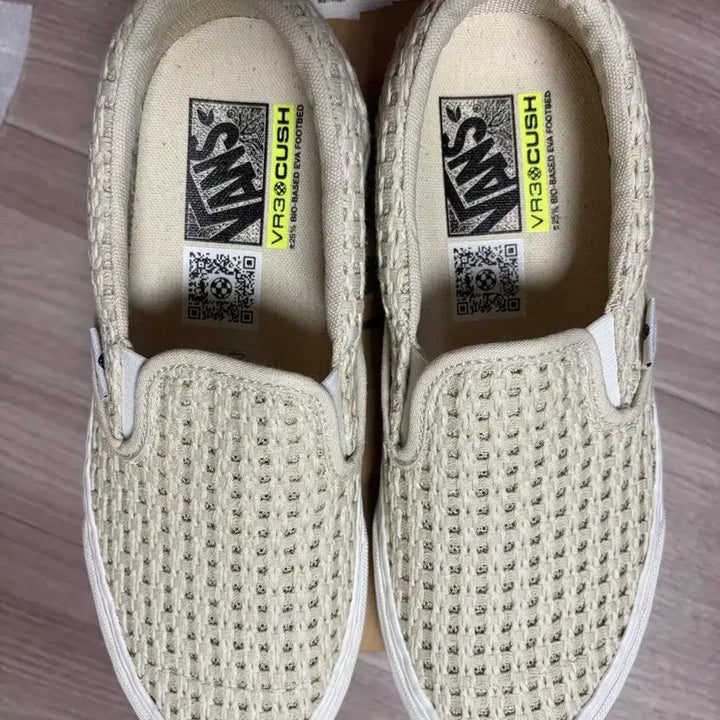 [BUNJANG] Vans Slip-On Sneakers / 반스 슬립온