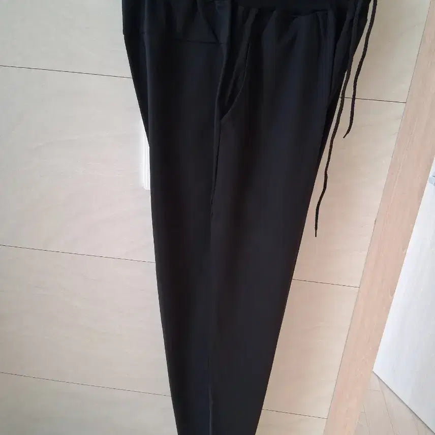 [BUNJANG] National Geographic Jogger Pants / 내셔널지오그래픽 춘추용 조거타잎 면바지  L 새상품