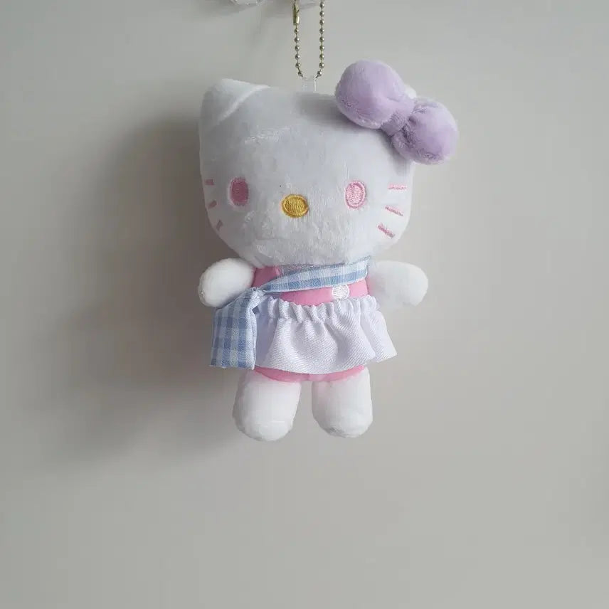 [BUNJANG] Hello Kitty Pink Check Outfit Keyring Doll / 헬로키티 인형 키링 핑크 체크 의상