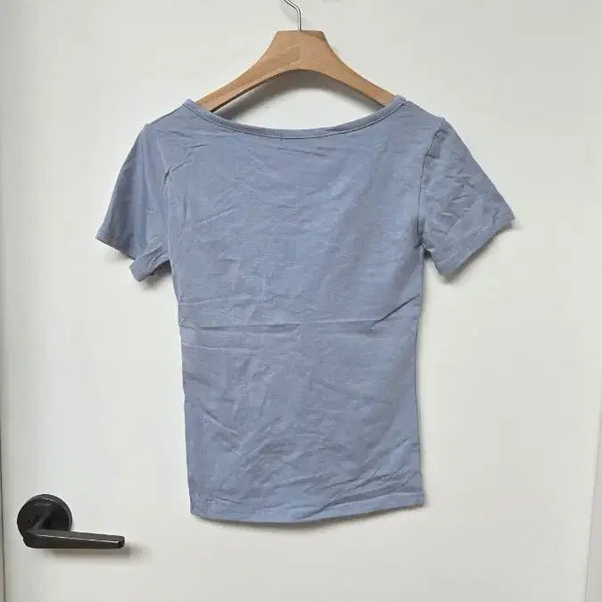 [BUNJANG] Sky Blue Pastel Round Neck T-shirt / 하늘 라운드 반팔
