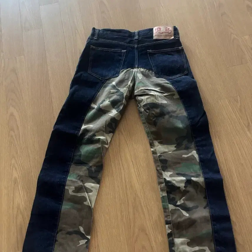 [BUNJANG] Kojima Jeans Camo Pattern Denim Pants / 코지마 진즈 데님 팝니다