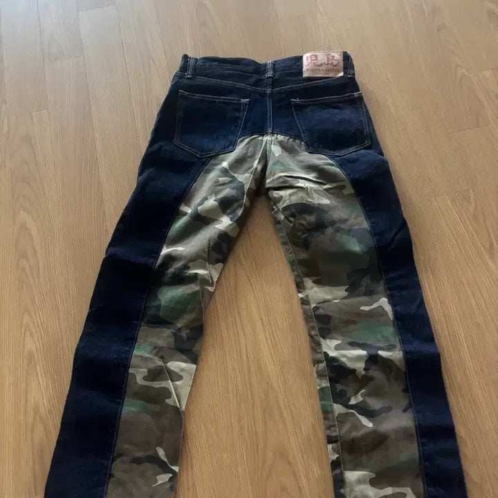 [BUNJANG] Kojima Jeans Camo Pattern Denim Pants / 코지마 진즈 데님 팝니다