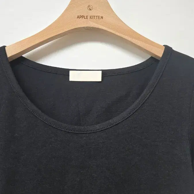 [SOLD OUT] 블랙 라운드 반팔