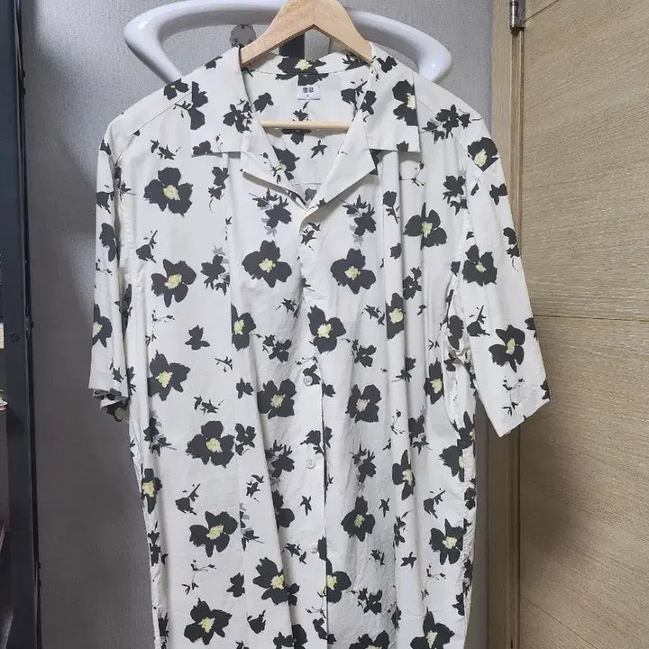 [SOLD OUT] 유니클로 플라워 패턴 반팔 셔츠 xl 하와이안