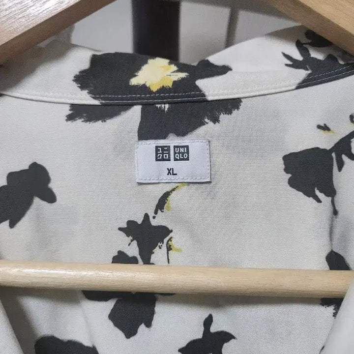 [SOLD OUT] 유니클로 플라워 패턴 반팔 셔츠 xl 하와이안