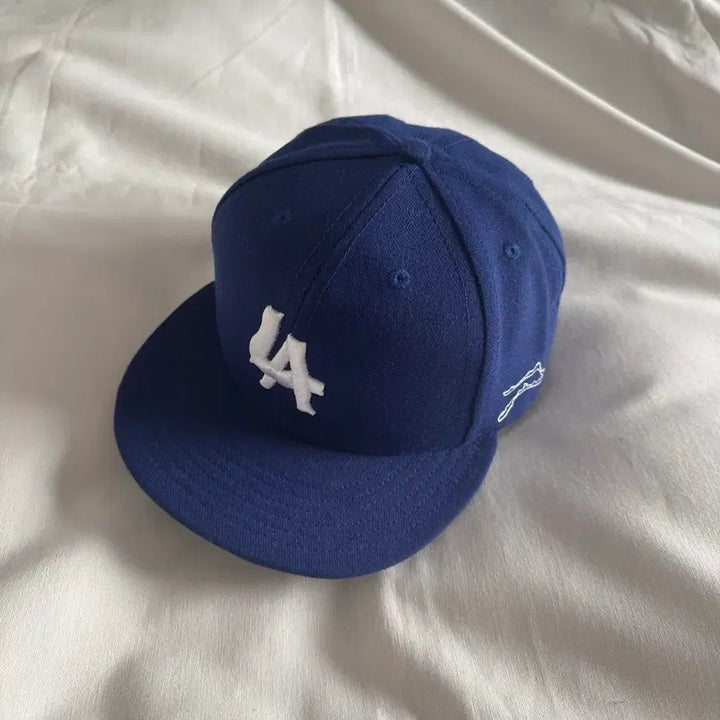[BUNJANG] Akimbo Club LA Dodgers Noodle Snapback Cap / 아킴보 클럽 LA다저스 누들 스냅백 볼캡