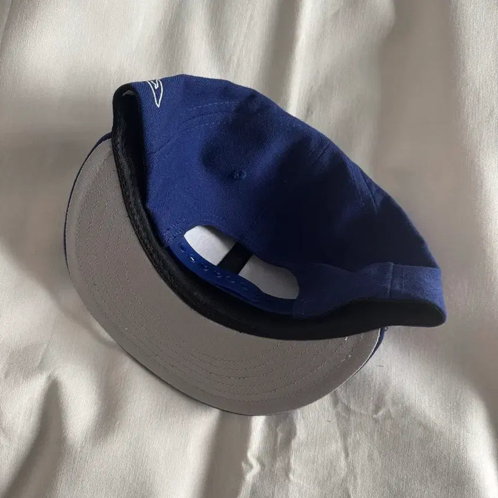 [BUNJANG] Akimbo Club LA Dodgers Noodle Snapback Cap / 아킴보 클럽 LA다저스 누들 스냅백 볼캡