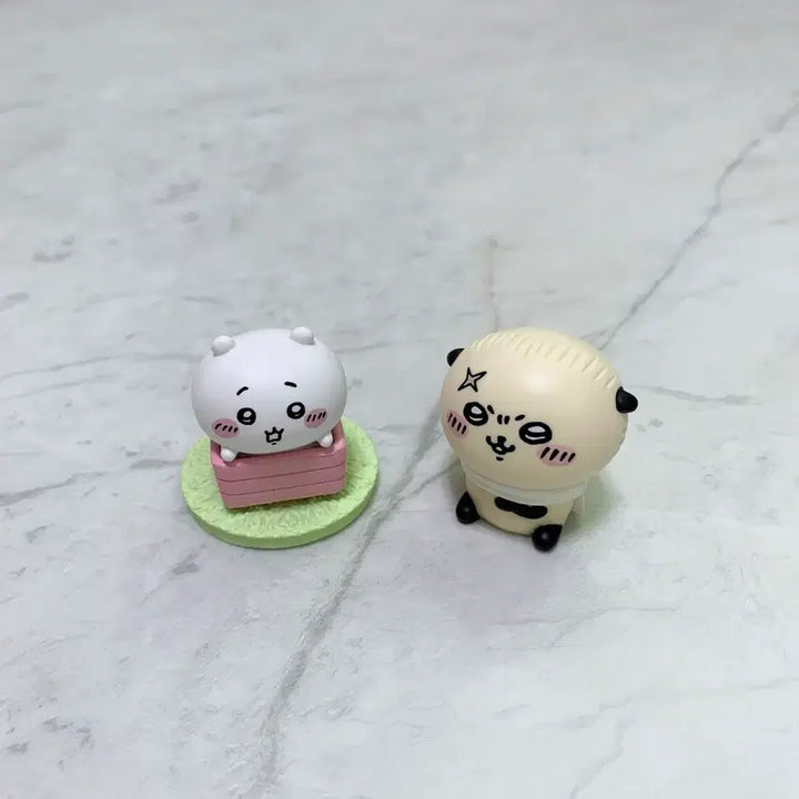 [BUNJANG] Chiikawa &amp; Racco Figure Bundle / ((일괄 무료배송))먼작귀 치이카와, 랏코 피규어
