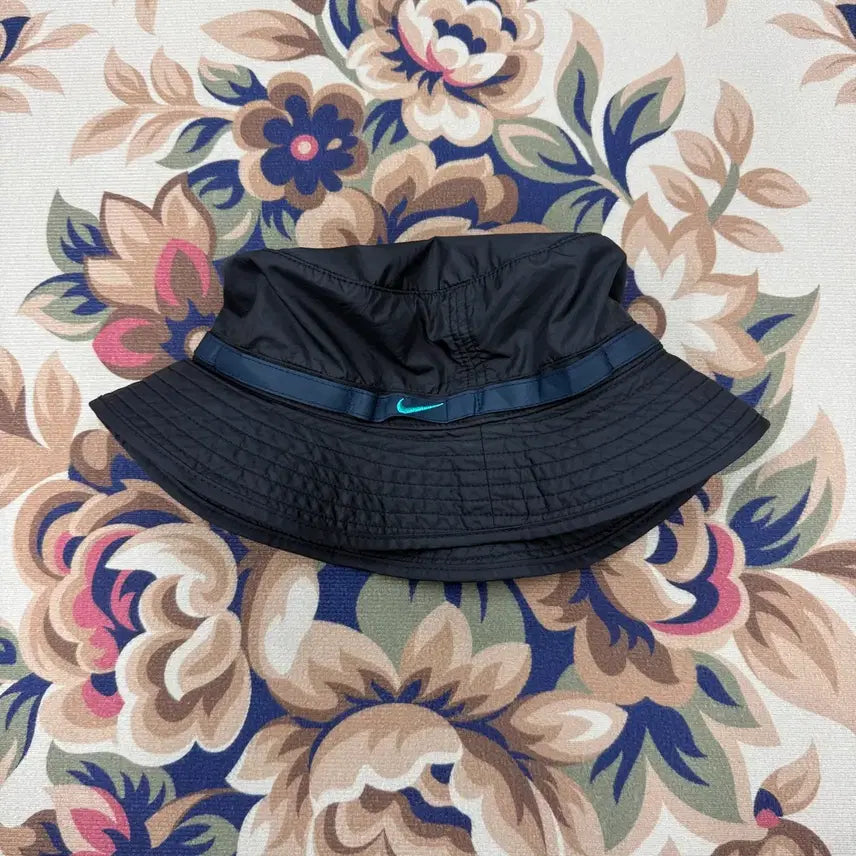 [BUNJANG] Nike Woven Nylon Bucket Hat (Black) / 10s나이키 우븐 나일론 버킷햇(블랙)