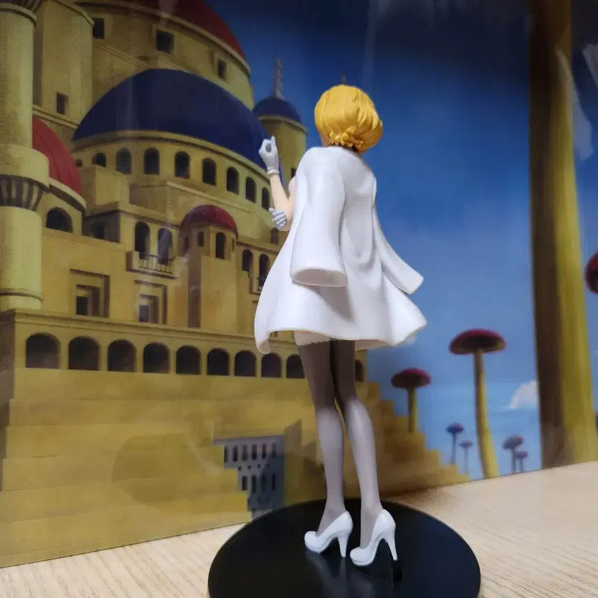 [BUNJANG] Stussy One Piece Figure Grandline Egghead / 원피스 피규어 미소녀 스튜시 Dxf 그랜드라인 에그헤드