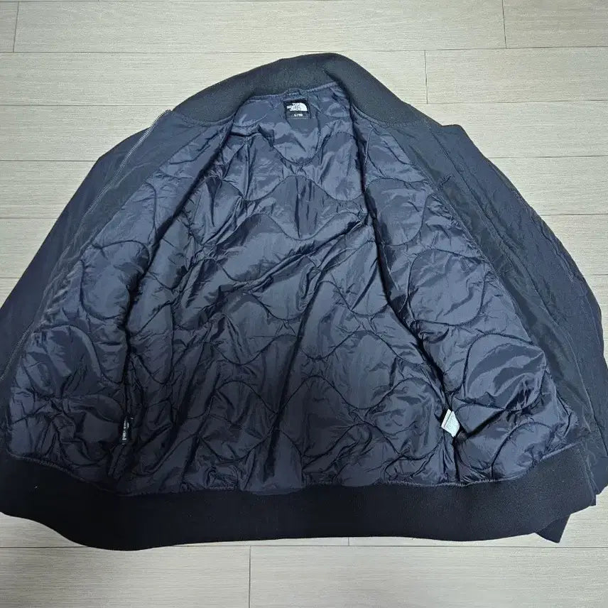 [BUNJANG] The North Face Bomber Jacket - Black - Size 100 / 노스페이스 봄버 자켓 항공 점퍼 판매합니다.