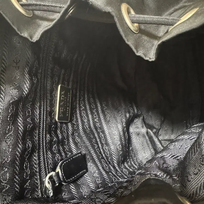 [BUNJANG] Prada Vela Small Backpack / 프라다 벨라 백팩 스몰