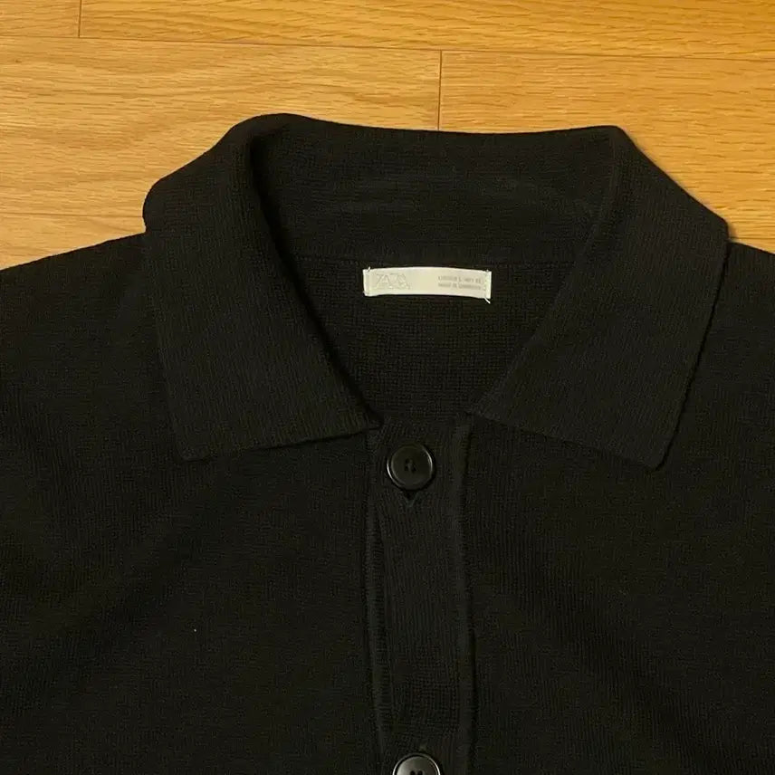 [SOLD OUT] 자라 블랙 릴렉스핏 카라 가디건