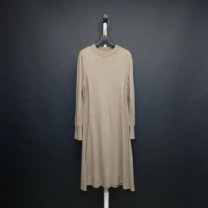 [BUNJANG] Aniv.F Cashmere Blend Long Knit Dress / 아니베에프 춘추동 캐시미어블랜 롱 니트 원피스 66.55