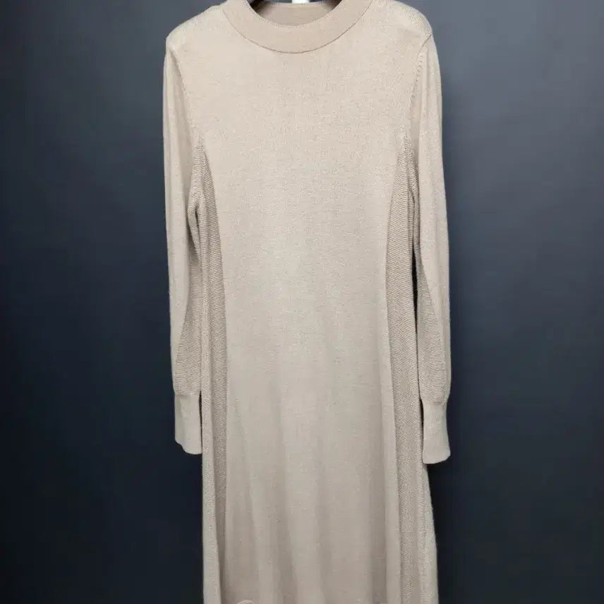 [BUNJANG] Aniv.F Cashmere Blend Long Knit Dress / 아니베에프 춘추동 캐시미어블랜 롱 니트 원피스 66.55