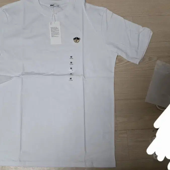 [BUNJANG] Who.A.U T-shirts / 후아유 반팔티 팝니다