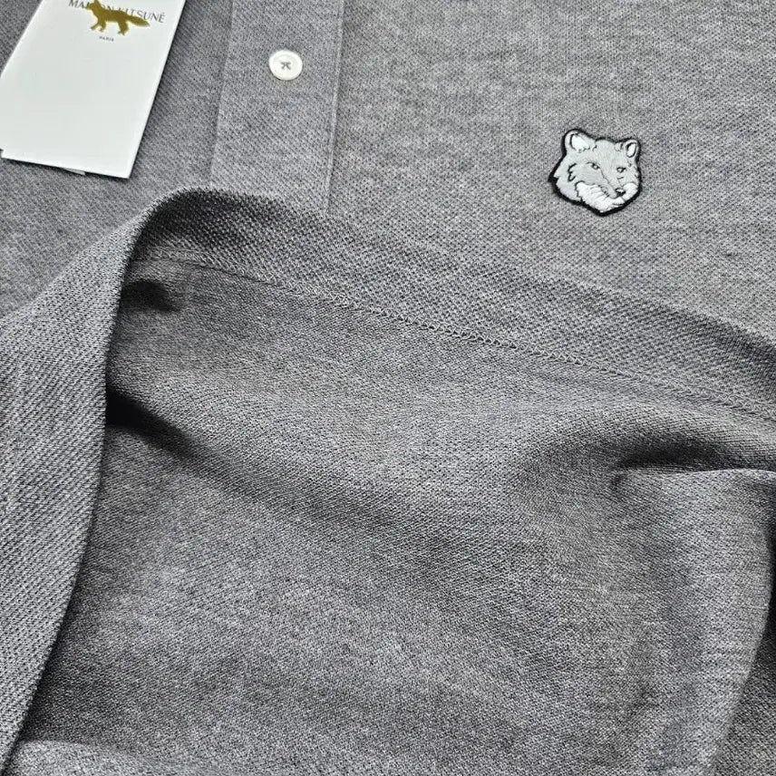 [BUNJANG] Maison Kitsune Fox Head Polo Shirt (Black/Gray) / NM46정품새상품>메종키츠네 폭스헤드 카라티 (블랙/그레이)