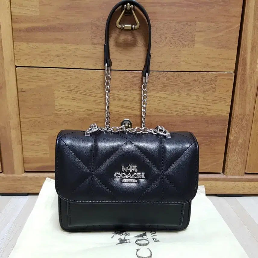 [BUNJANG] Coach Diamond Quilted Crossbody Bag / 새상품급)코치 다이아퀼팅 크로스백