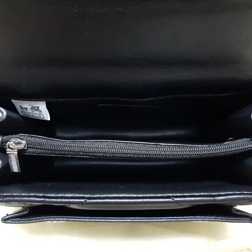 [BUNJANG] Coach Diamond Quilted Crossbody Bag / 새상품급)코치 다이아퀼팅 크로스백