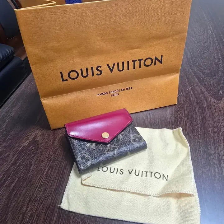 [BUNJANG] Louis Vuitton Monogram ZOE Wallet Fuchsia / 정품 루이비통 모노그램 반지갑 여성용