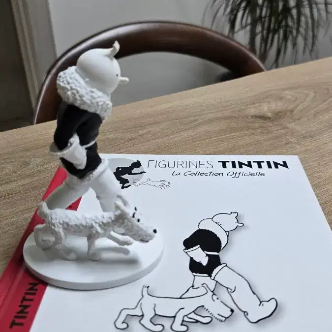 [BUNJANG] Tintin Tintin &amp; Snowy Figure Set / 틴틴의 모험 피규어 + 책 세트 (틴틴과 밀루)