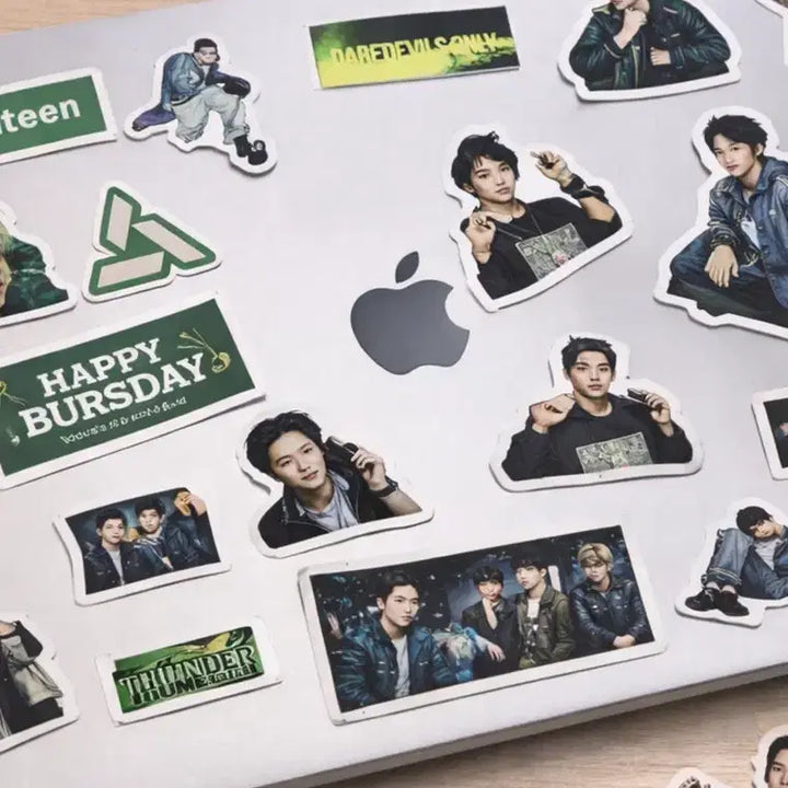 [BUNJANG] SEVENTEEN Sticker Set (55 pcs) / 세븐틴 스티커 55장 팬굿즈 다꾸 폰꾸