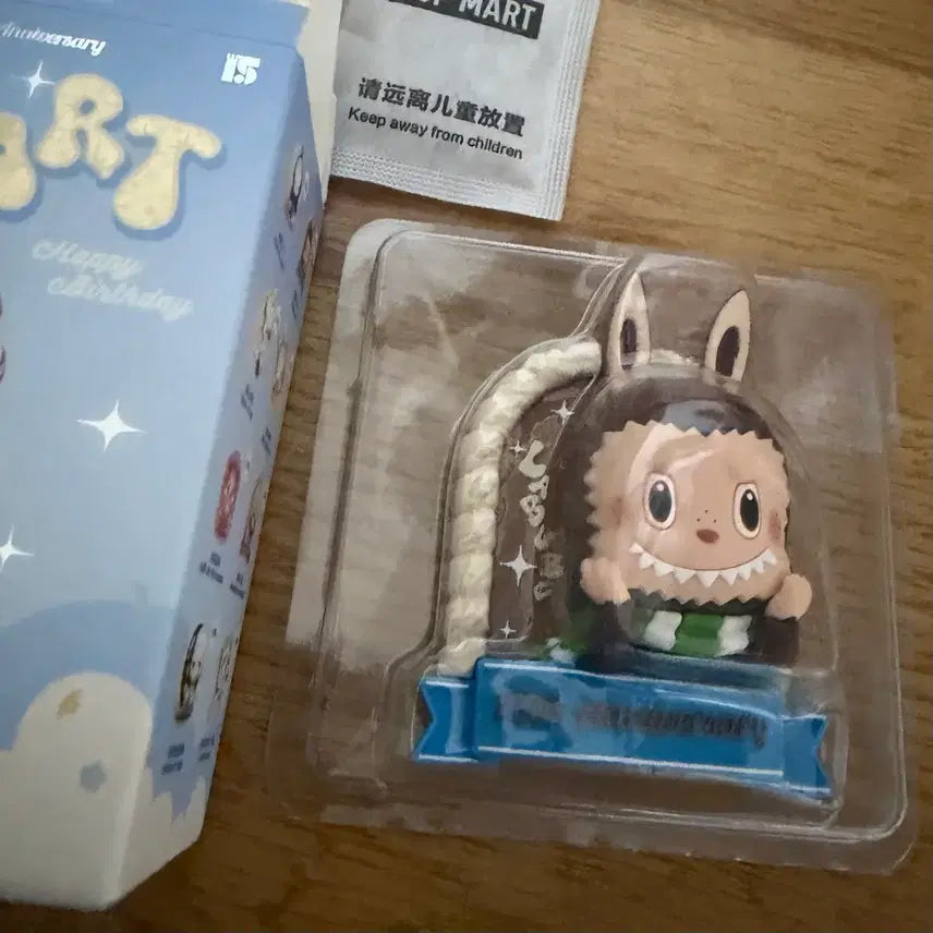 [BUNJANG] POP MART 15th Anniversary Series Magnet Labubu / 정품) 팝마트 15주년 시리즈 마그넷 라부부