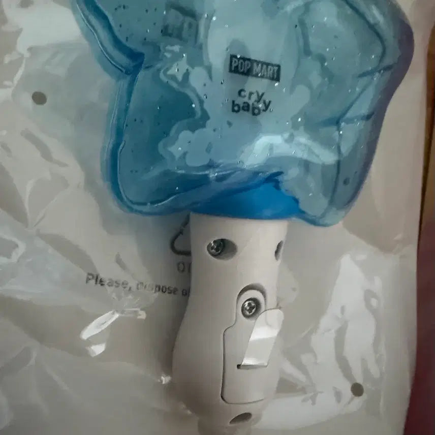 [BUNJANG] Popmart Crybaby Shiny Luminous Keychain Lightstick / 정품) 팝마트 크라이베이비 샤이니 루미너스 키링 응원봉