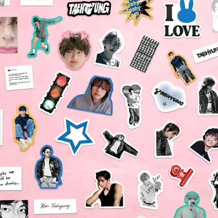 [BUNJANG] BTS V Kim Taehyung Sticker Set / 뷔 김태형 V 스티커 50장  BTS 팬굿즈 다꾸 폰꾸