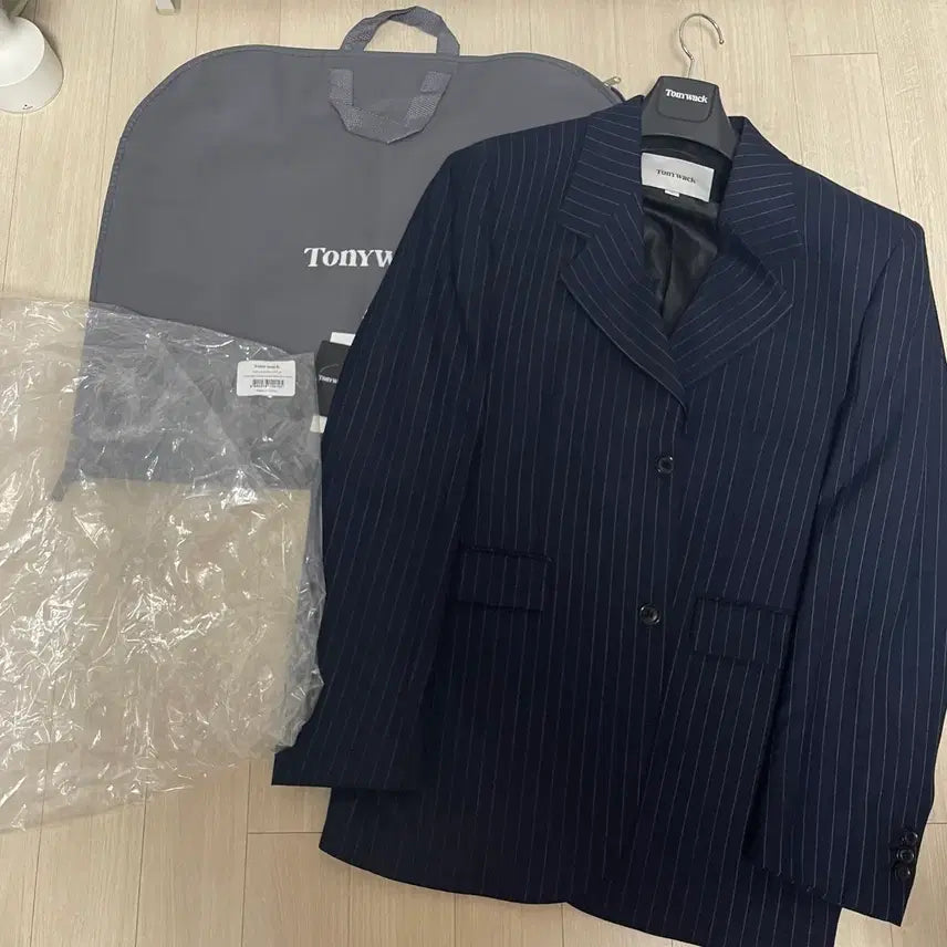 [BUNJANG] Toni Wek Navy Striped Blazer / 토니웩 블레이져