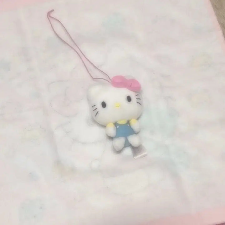 [BUNJANG] Hello Kitty Miniature Keyring Doll / 고전 키티 초미니 키링 인형 똥사이즈