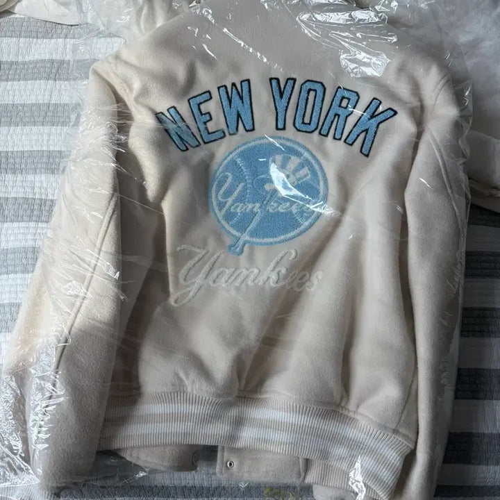 [BUNJANG] MLB New York Yankees Varsity Jacket / mlb 뉴욕양키스 잠바