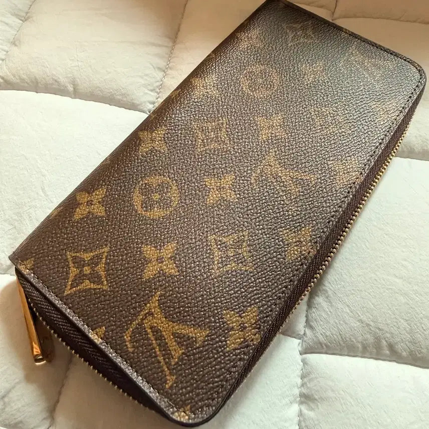 [BUNJANG] Louis Vuitton Monogram Clemence Zip Long Wallet / 루이비통 모노그램 클레망스 지피 장지갑 (미사용 새상품)