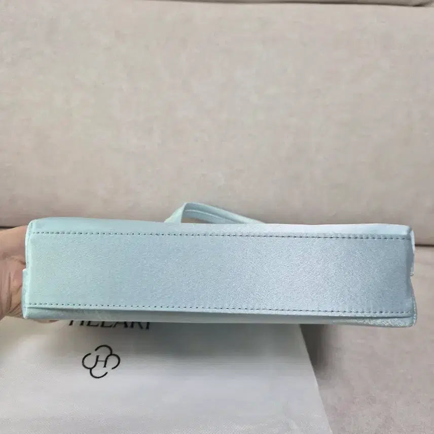 [SOLD OUT] 택포>히어리 마리 실크 토트백 블루
