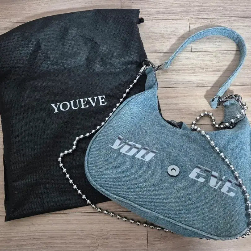 [SOLD OUT] 유이브(YOUEVE) 데님 체인 숄더백