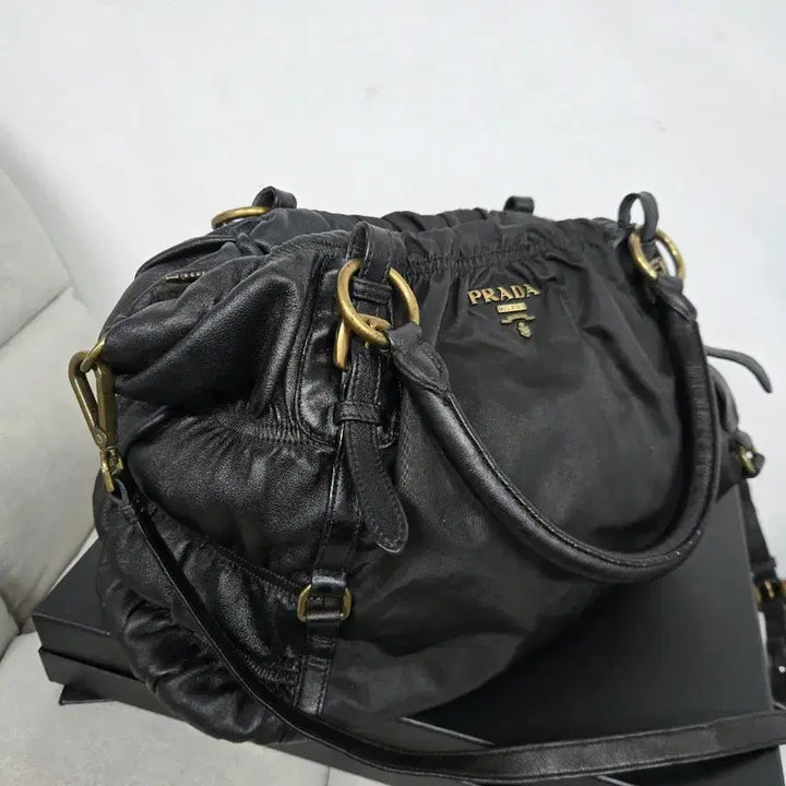 [BUNJANG] Prada Gauffre Bag / [보증서 정품] 프라다 고프레백