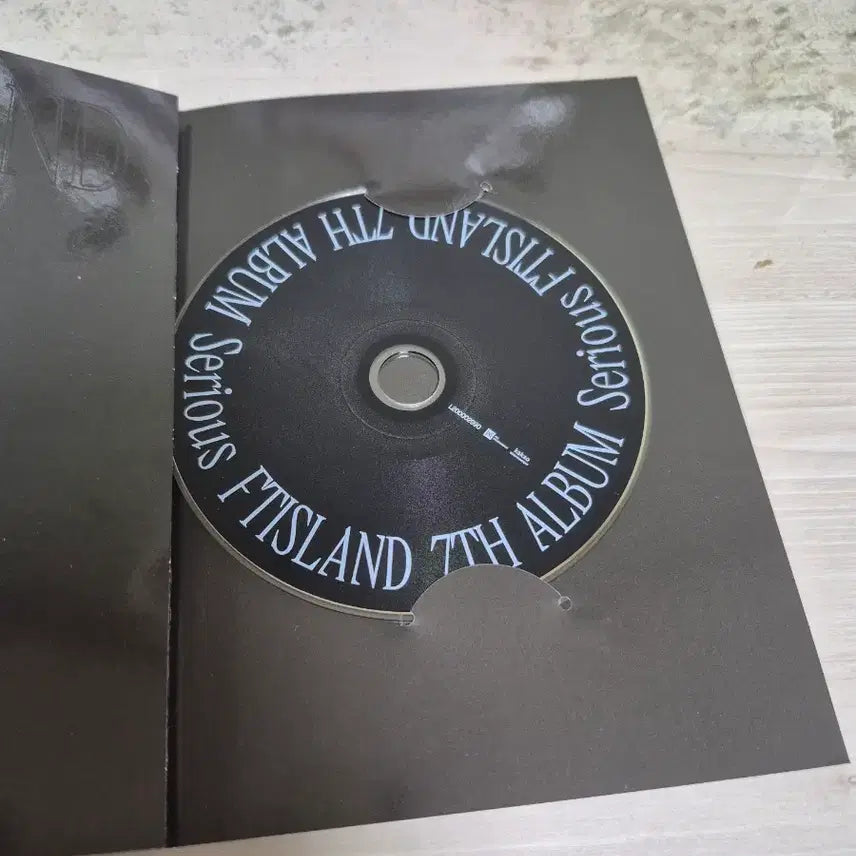 [BUNJANG] FTISLAND Serious 7th Album / FTISLAND Serious 7집 앨범