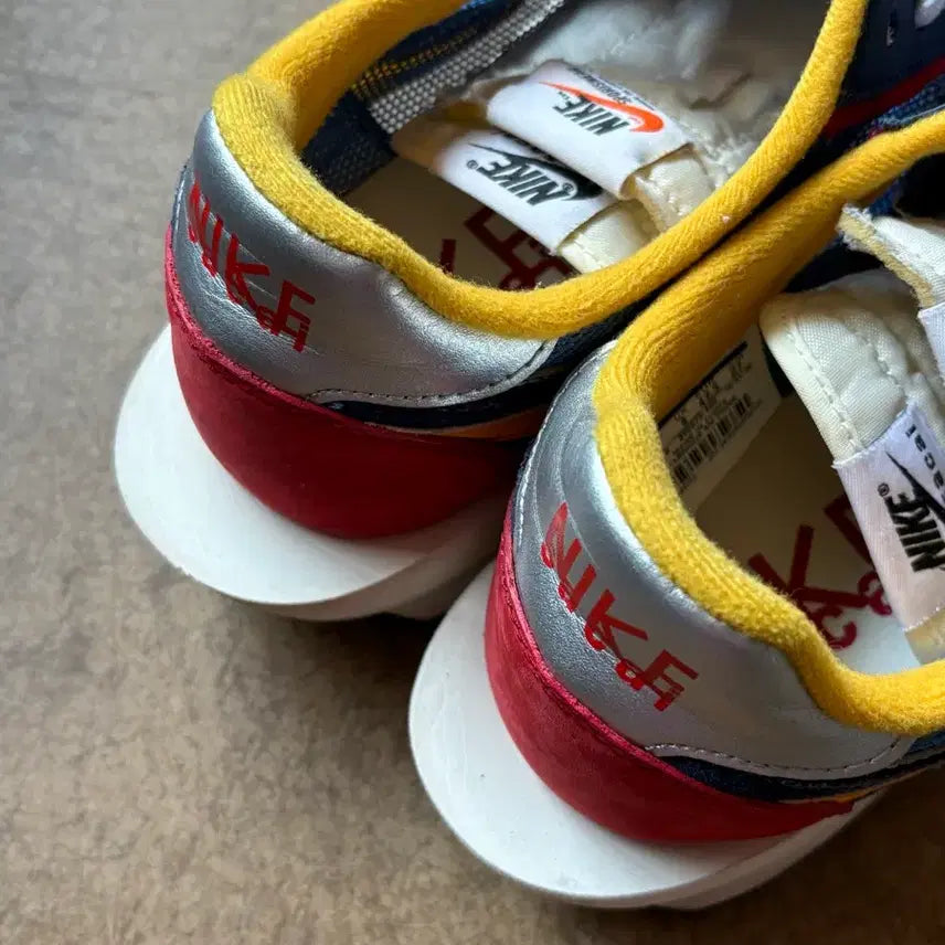 [BUNJANG] Nike Sacai LD Waffle Red Blue Sneakers / [270]나이키사카이 ld와플 빨파