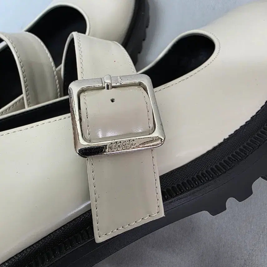 [BUNJANG] Mark Mogg Ivory Mary Jane Platform Shoes 245 / 마크모그 아이보리 메리제인 통굽 슈즈 245