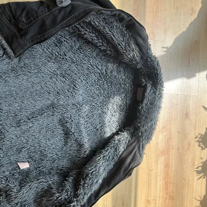 [BUNJANG] Vintage Black Denim Jacket with Faux Fur Lining / 빈티지 블랙 청자켓 무스탕