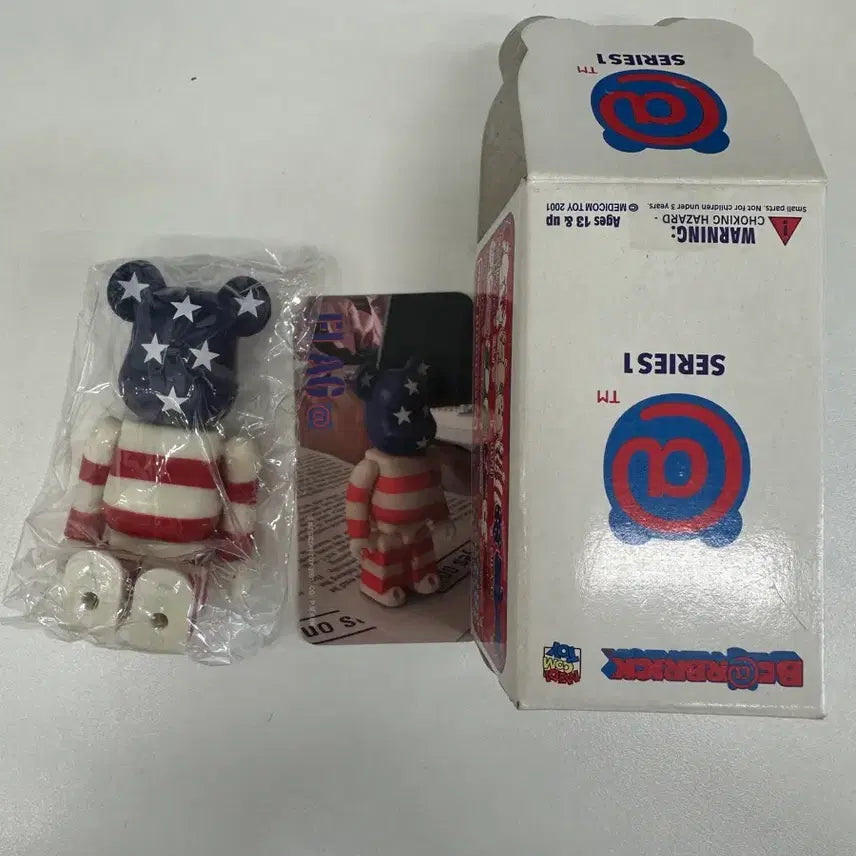[BUNJANG] Bearbrick Series 1 USA Flag / 베어브릭 시리즈 1 미국 최초 베어브릭