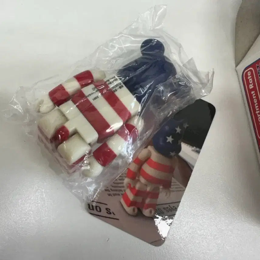 [BUNJANG] Bearbrick Series 1 USA Flag / 베어브릭 시리즈 1 미국 최초 베어브릭