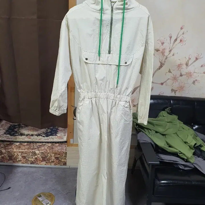 [BUNJANG] Beige Hooded Long Jumpsuit Skirt Set / RED 베이지 후드 롱 점프 A급 수트 .치마  택배비포함가