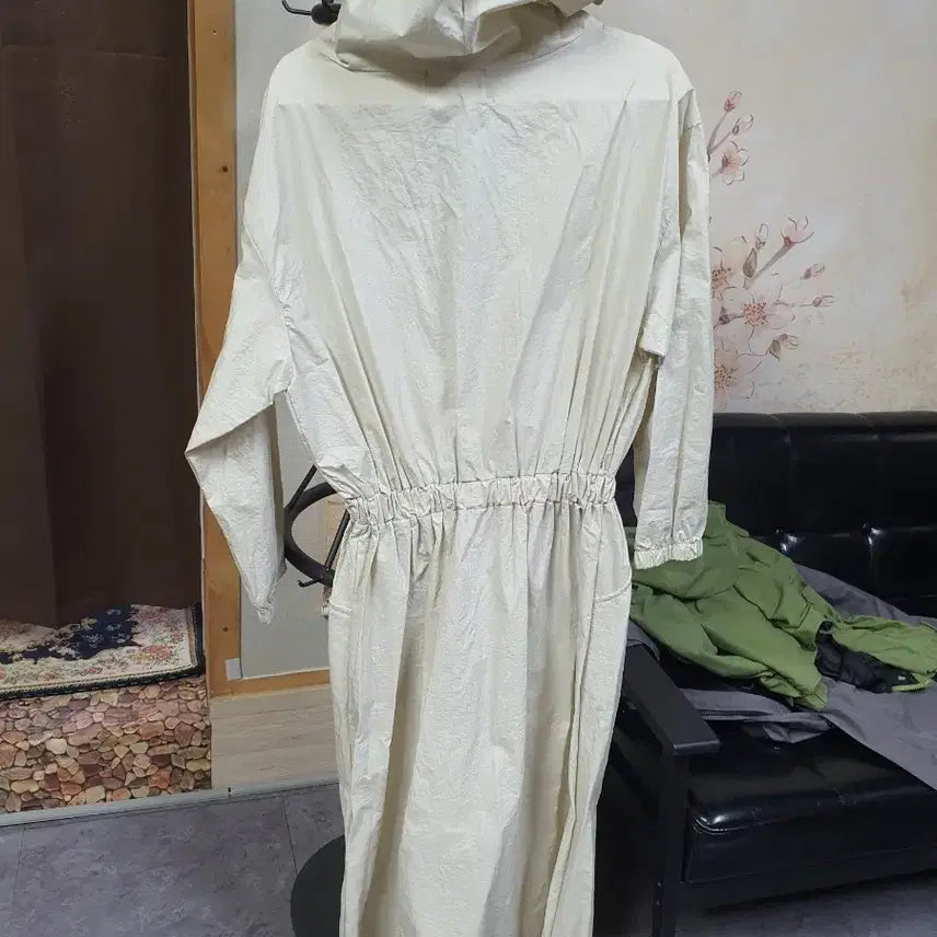 [BUNJANG] Beige Hooded Long Jumpsuit Skirt Set / RED 베이지 후드 롱 점프 A급 수트 .치마  택배비포함가