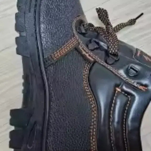 [BUNJANG] Safety Boots Size 255 / 안전화 새상품  255
