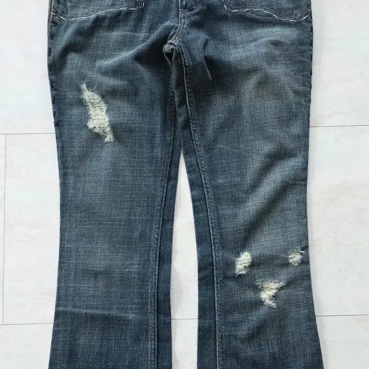 [BUNJANG] ANTIK DENIM Calf Hair Flare Jeans / 앤틱데님,ANTIK DENIM 카프헤어 부츠컷진.29.