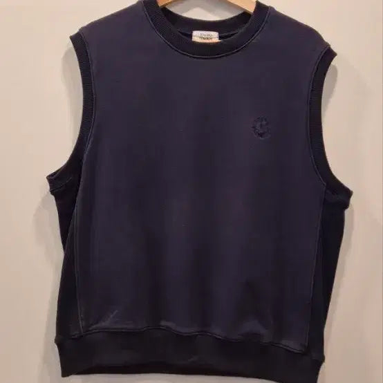 [BUNJANG] Tomboy Studio Navy Vest M Size / 톰보이스튜디오 네이비 베스트 M사이즈