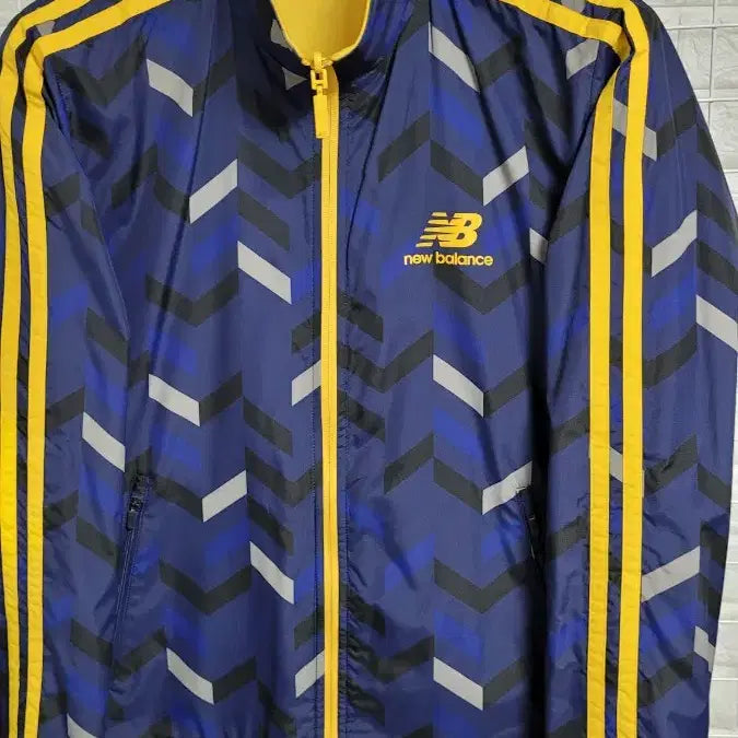 [BUNJANG] New Balance Reversible Running Track Jacket Windbreaker / [M]NB뉴발란스 스포츠웨어 리버시블양면 러닝 트랙탑X바람막이혼방 M
