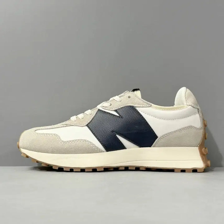 [BUNJANG] New Balance 327 White Black Sneakers (Size: 240) / 뉴발란스 327 화이트 블랙 스니커즈 사이즈:240